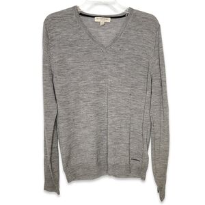 Burberry Grey 100% Wool V-Neck Lightweight Long Sleeve Sweater Men's Medium FLAW